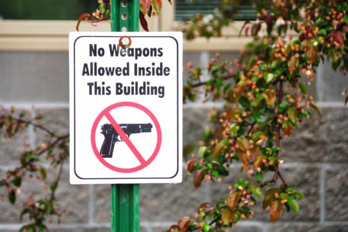 no-guns-sign
