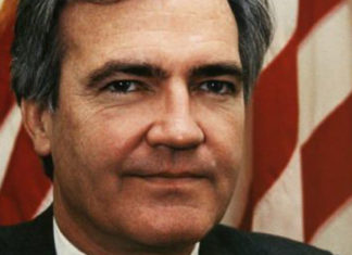 The 21 Mind-Blowing Scandals Hillary Hopes You’ll Forget In 2016… vince foster